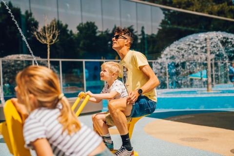 Bezoek het gletsjerdorp in Hidrodoe tijdens de zomervakantie! © Hidrodoe