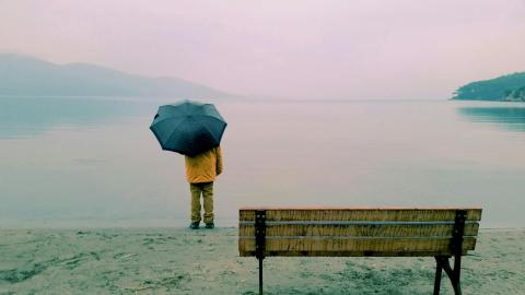 Ontmoetingsmoment voor mensen die hun partner verloren door overlijden. © pexels