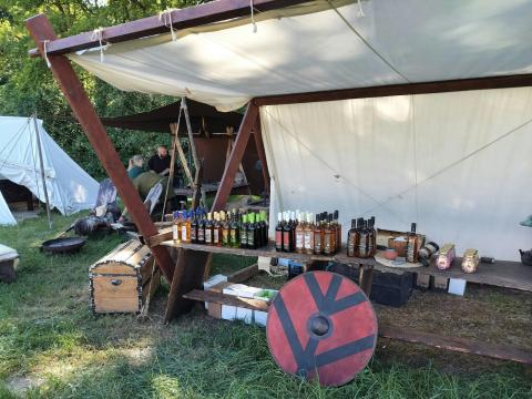 Re-enactment Summer Trade © The Old Farm