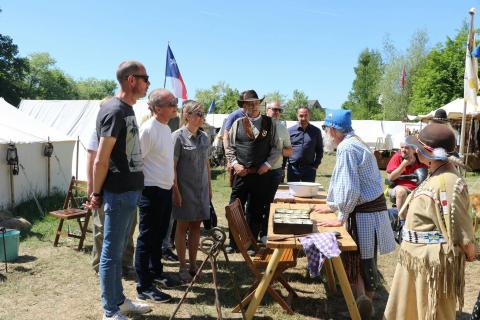 Re-enactment Summer Trade © The Old Farm