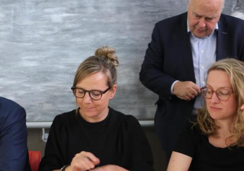Ondertekening oprichtingsakte welzijnsvereniging