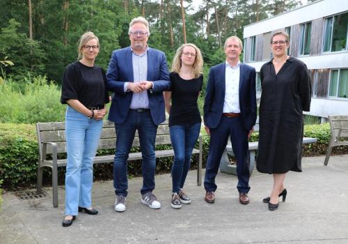 Ondertekening oprichtingsakte welzijnsvereniging