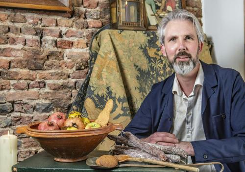 Lezing door Jeroen Van Vaerenbergh   Foodarcheloog      Wat schaft de put? © FB