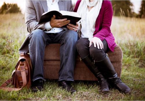 Samen Lezen, Samen praten - Ontmoet elkaar bij een verhaal © pixabay