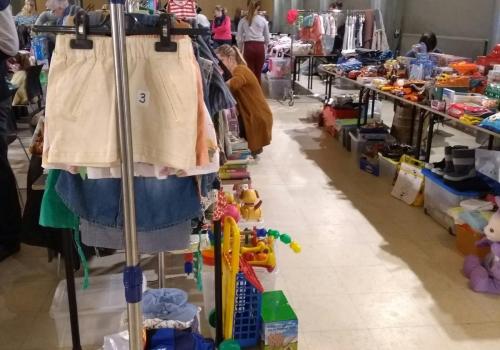 Tweedehandsbeurs © Gezinsbond VZW Tweedehandsbeurs © Gezinsbond VZW