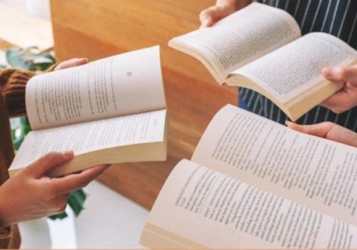 Leeskring: "Speelbal van de goden" van Stephen Fry. © davidsfondsevenementen Leeskring: "Speelbal van de goden" van Stephen Fry. © davidsfondsevenementen