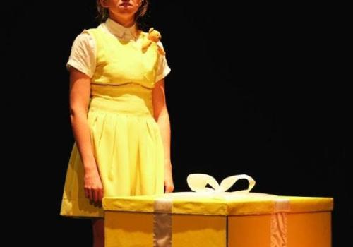 Klein Drama - Morgen is 1 keer slapen © Olympe Tits